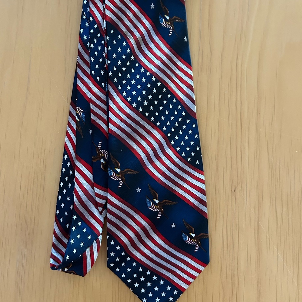 Patriotic Striped Tie— silk